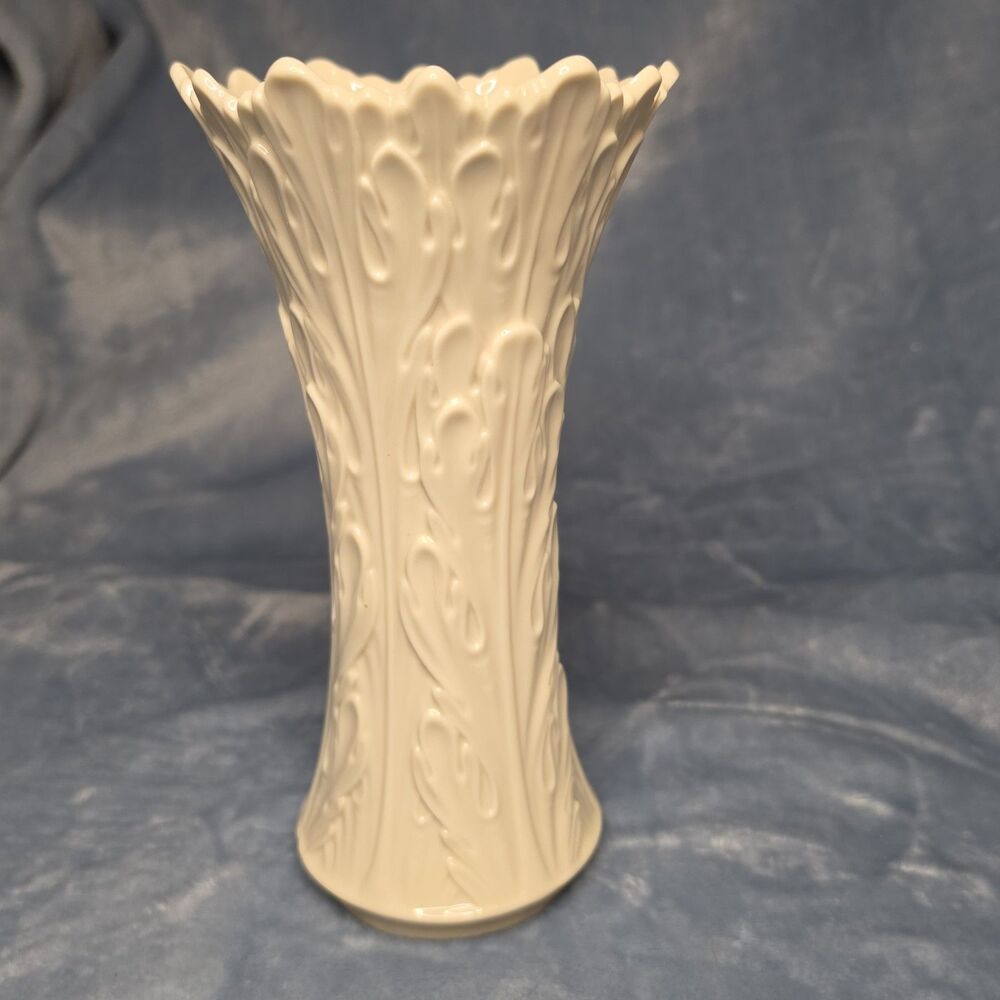 Lenox China Woodland Vase Ivory Bone China 8.5" Embossed Scalloped USA Made